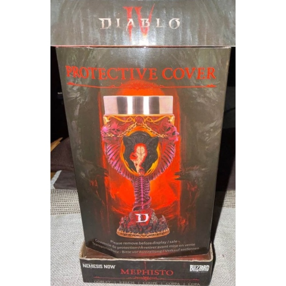 RARE Collectible Nemesis Now Diablo IV Mephisto Goblet Blizzard Red Hand Painted